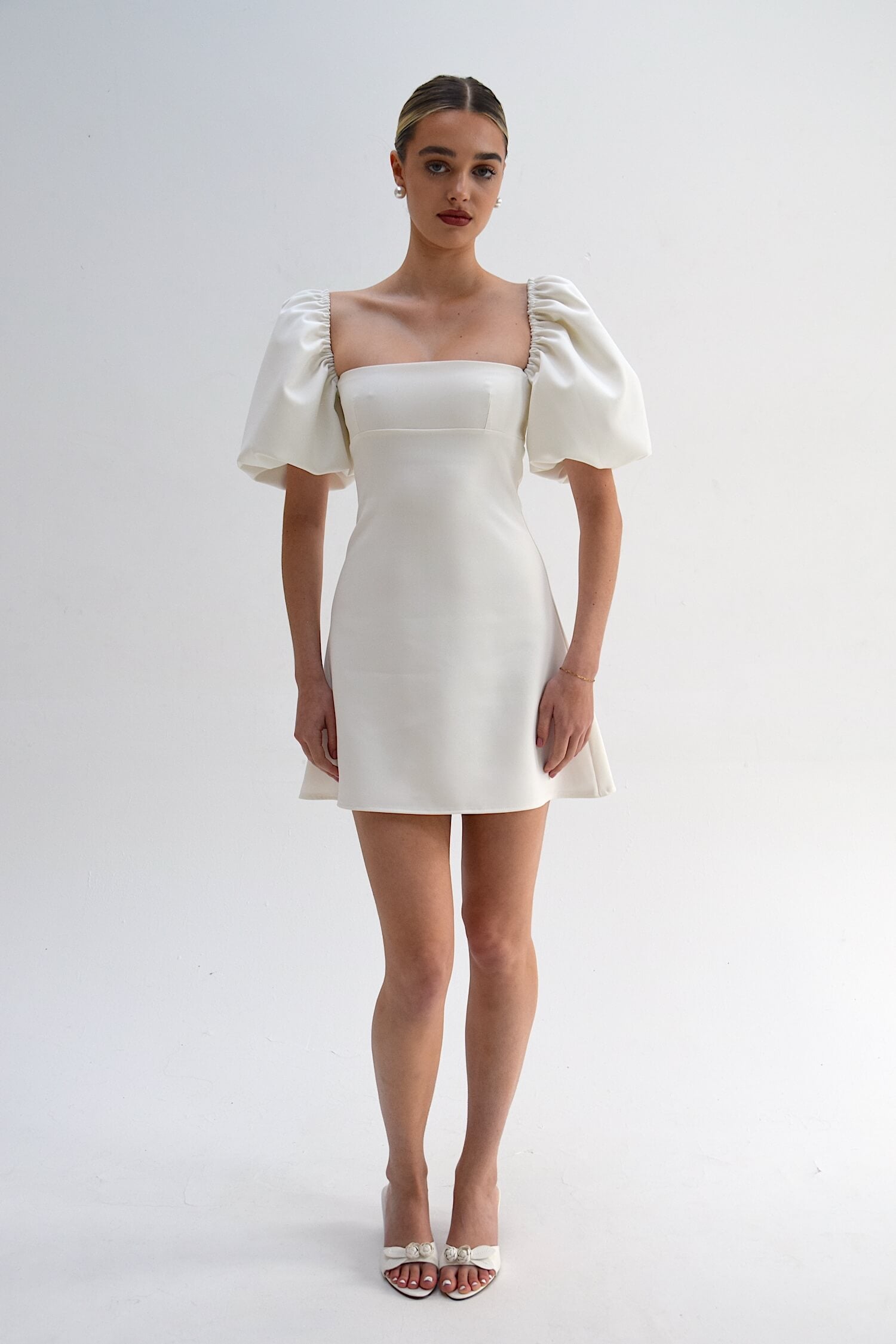 Preorder - Manon Mini